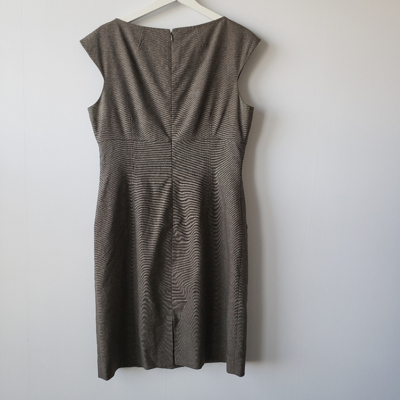 Tahari ASL womens dress size 6 sleeveless front pocket sheath - Picture 2 of 6